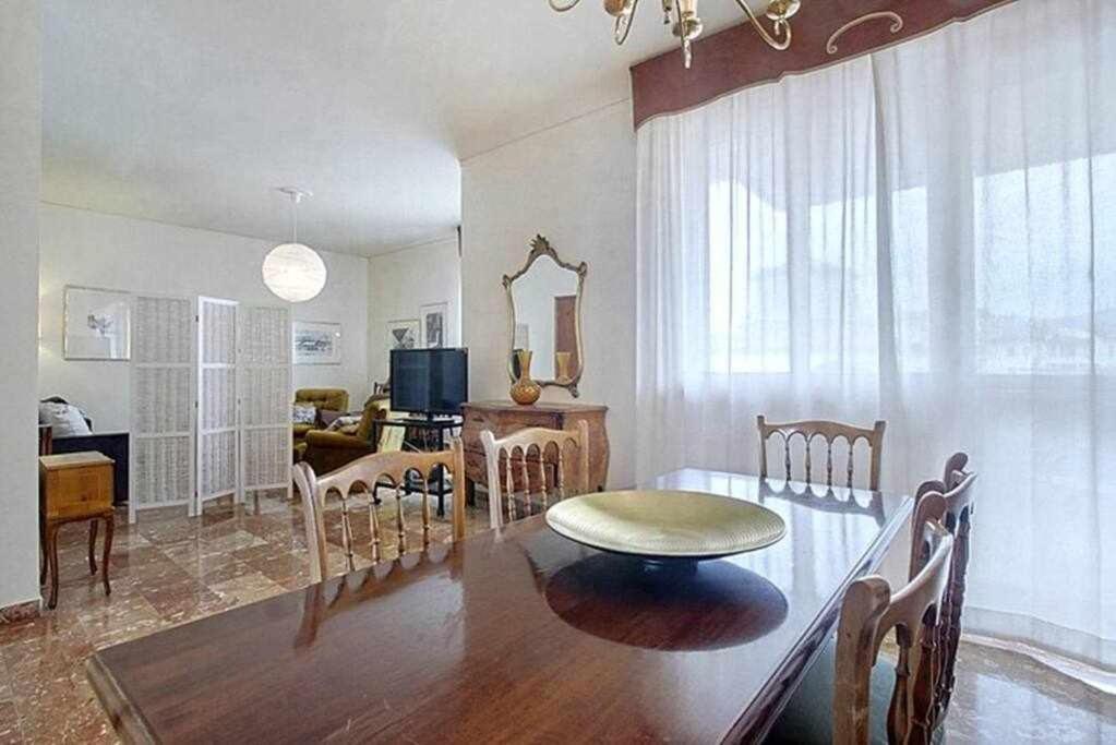 Frati Bigi With Two Bedrooms And Parking Флоренция Екстериор снимка