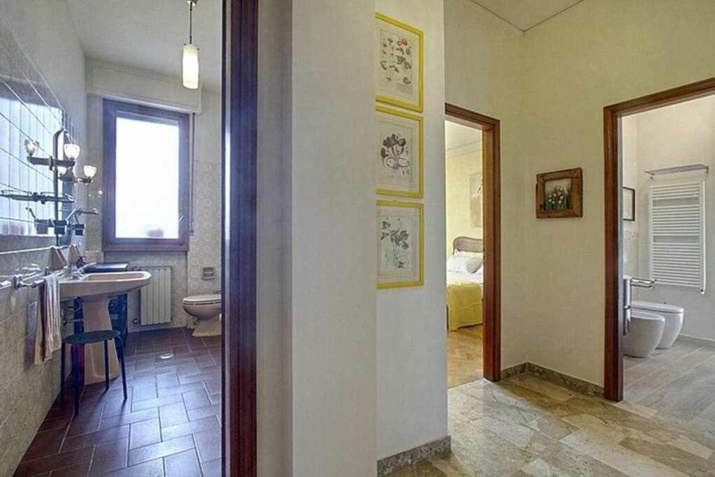 Frati Bigi With Two Bedrooms And Parking Флоренция Екстериор снимка