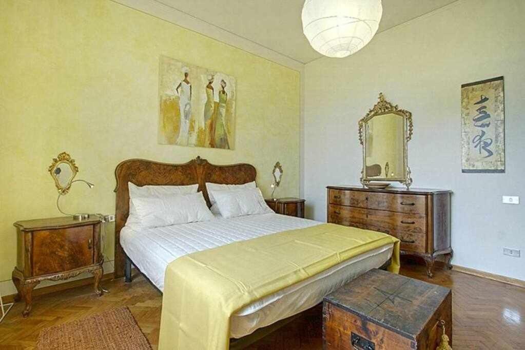 Frati Bigi With Two Bedrooms And Parking Флоренция Екстериор снимка