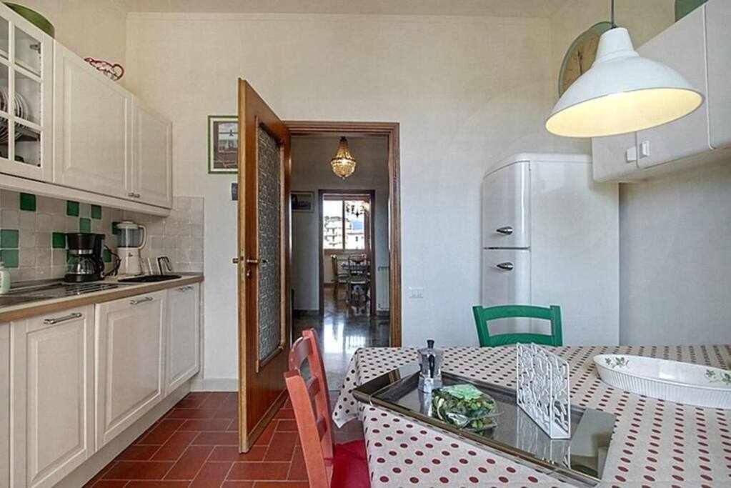 Frati Bigi With Two Bedrooms And Parking Флоренция Екстериор снимка