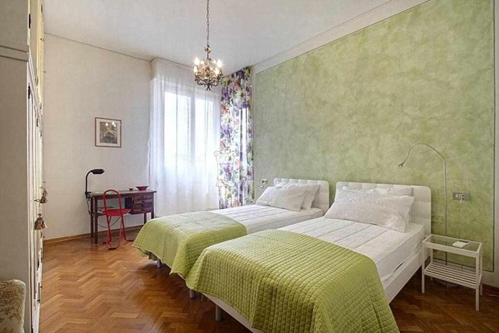 Frati Bigi With Two Bedrooms And Parking Флоренция Екстериор снимка